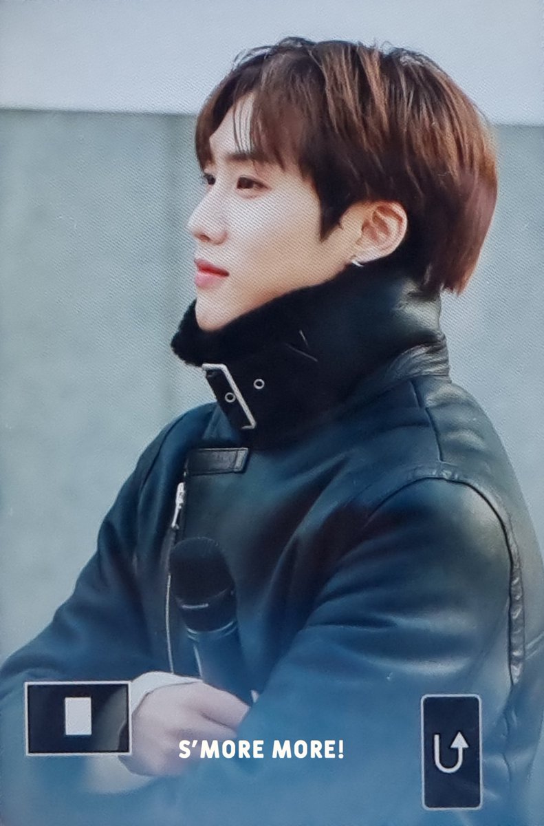 SmoreMore530's tweet photo. 240330 미니팬미팅 

무스탕 미남😍

#제이콥 #JACOB https://t.co/Yzjk1PnFuC