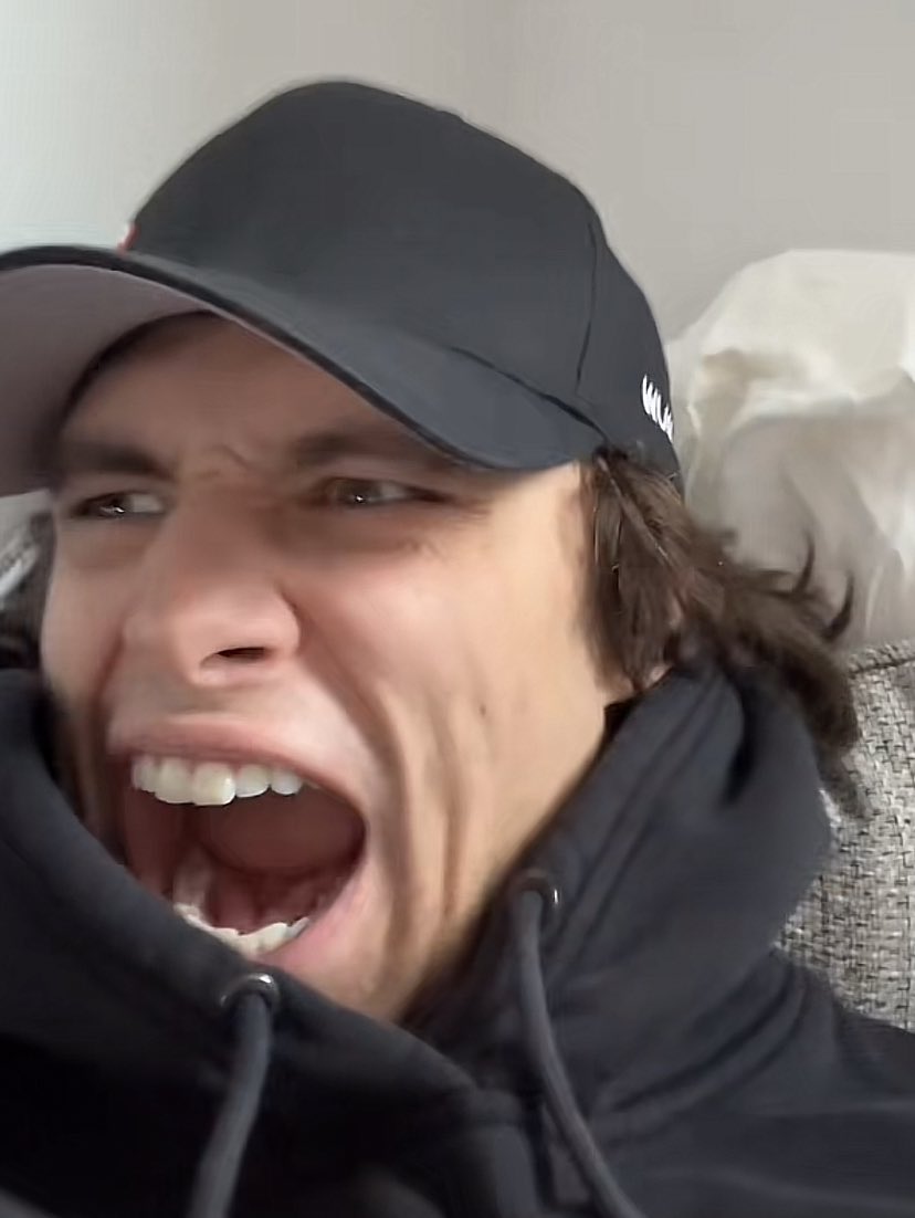 Robin Scrutton tweet media