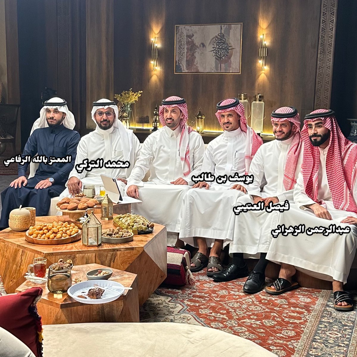 انتهينا اليوم من برنامج مخيال رمضان، كانت تجربة جديدة وصعبة لما فيها من تحديات وأهمها ذائقة الجمهور التي حاولنا أن نصل لها، والذي كان الداعم الأول والأخير منذ بداية البرنامج، آمل بأن وفق زملائي وأنا في الموسم الأول.

شكراً من القلب لأبطال البرنامج :
المايسترو / محمد التركي