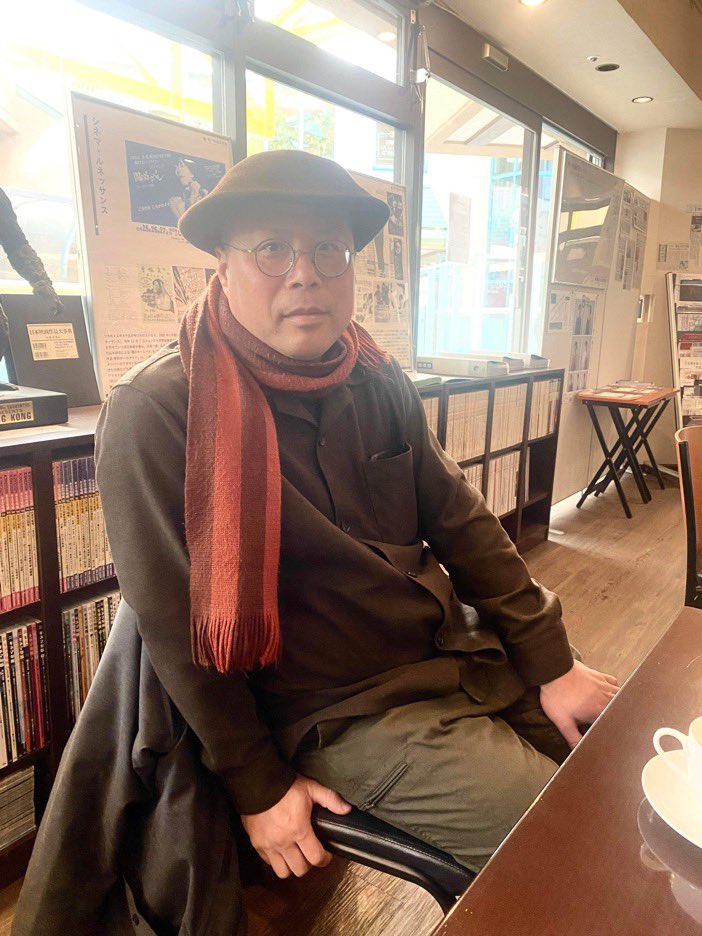 hiroatsusuzuki's tweet photo. 今月の神戸映画資料館での上映会にて、観に来てくださった田中和人さんに撮っていただいた写真。いい上映会になりありがとうございました。神戸映画資料館は25日に17周年を迎えられおめでとうございます。 https://t.co/SaXzE9TgKj