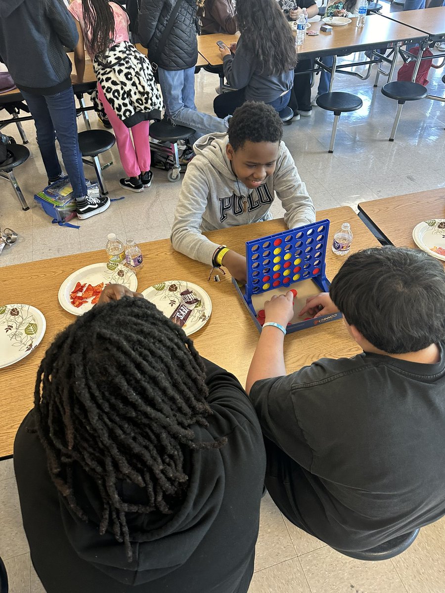 Noah Gregory tweet media