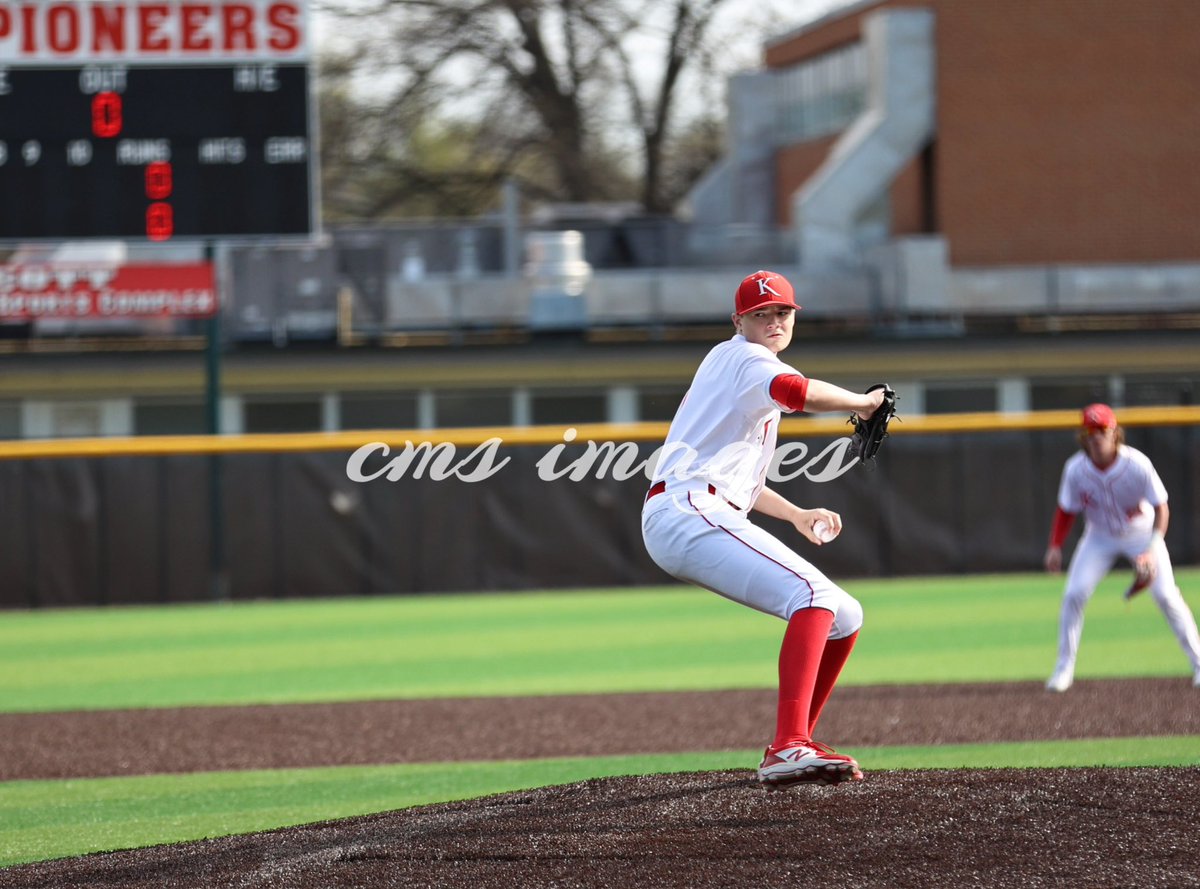 ChrisSchmitz168's tweet photo. “Precisely Played Pioneers”
The Kirkwood Pioneers complete a combined shut-out today, defeating the Parkway Central Colts 1-0! Give me a follow & a like to see more! @KHS_Baseball17 @khspioneers @Kirkwood_Legion @PCColtsBaseball @pchcolts @MetroSportsSTL @PrepBaseballMO #prepBB https://t.co/eymoGncNkg