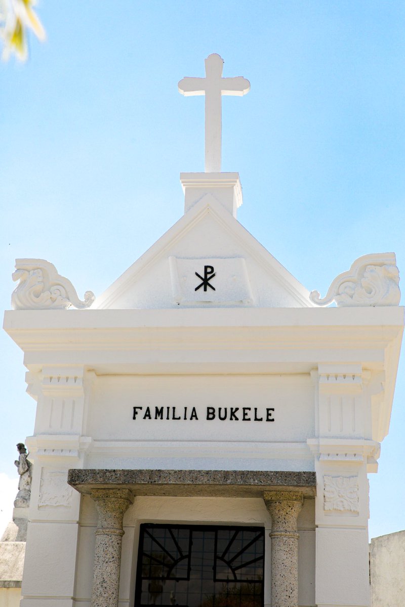 nayibbukele's tweet photo. The resting place of my grandfather, Humberto Bukele. https://t.co/1vVQ1UM4sz