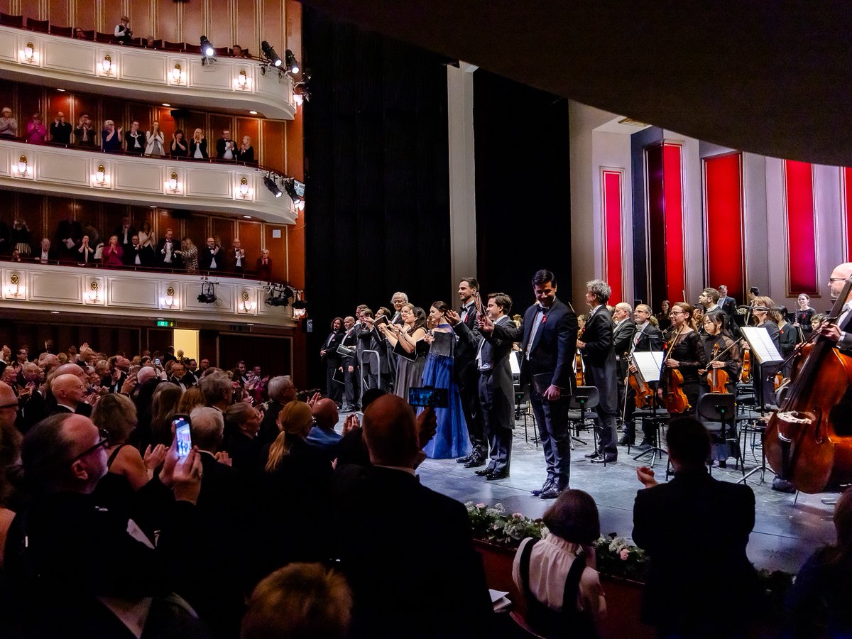 PMoelleken's tweet photo. Impressed by the unity & talent at the 14th #Operngala for the #AIDSStiftung. Thanks to all artists, team & supporters for helping in #Ukraine, #Africa & Germany. Proud to be part of this cause. 🎗️
Support us: https://t.co/IRdBTRZpFl
#DeutscheAIDSStiftung #OperamRhein #Düsseldorf https://t.co/L0DfaYL1ss