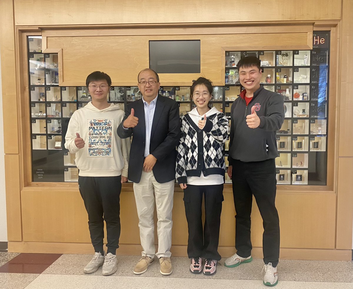 We also enjoy his wonderful lecture and talking with Joe @GroupZhou about our stories at the reception. It is such a small world that we find many connections to each other! @OUChemBiochem @TAMUChemistry @TaoLi164543 @LuluYu369 @YuanningFeng