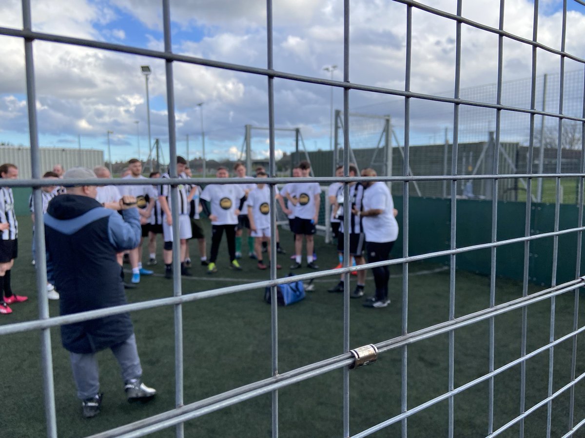 JohnOHareOK's tweet photo. Newcastle Podcasters Charity Match today! Class job setting this up and enjoyed watching you guys!
NUFCFans #NUFCFans @ToonArmyAmerica @NCSL1892 https://t.co/HCN5kq8VyI