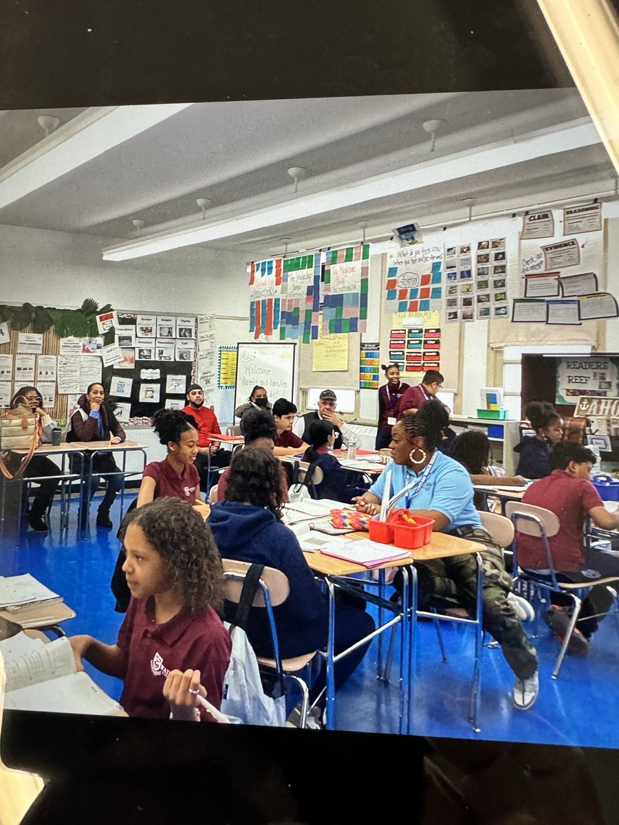 WSLtweets's tweet photo. #district27discoveryday  ⁦@RaevanAskew⁩ ⁦@D27NYC⁩ ⁦@UFTMS_Division⁩ ⁦@NYCSchools⁩ ⁦@CMBrooksPowers⁩ ⁦@TheRockawayWave⁩ ⁦@DRichardsQNS⁩ ⁦@Rockawaytimes⁩ https://t.co/MGAGmQLwUi
