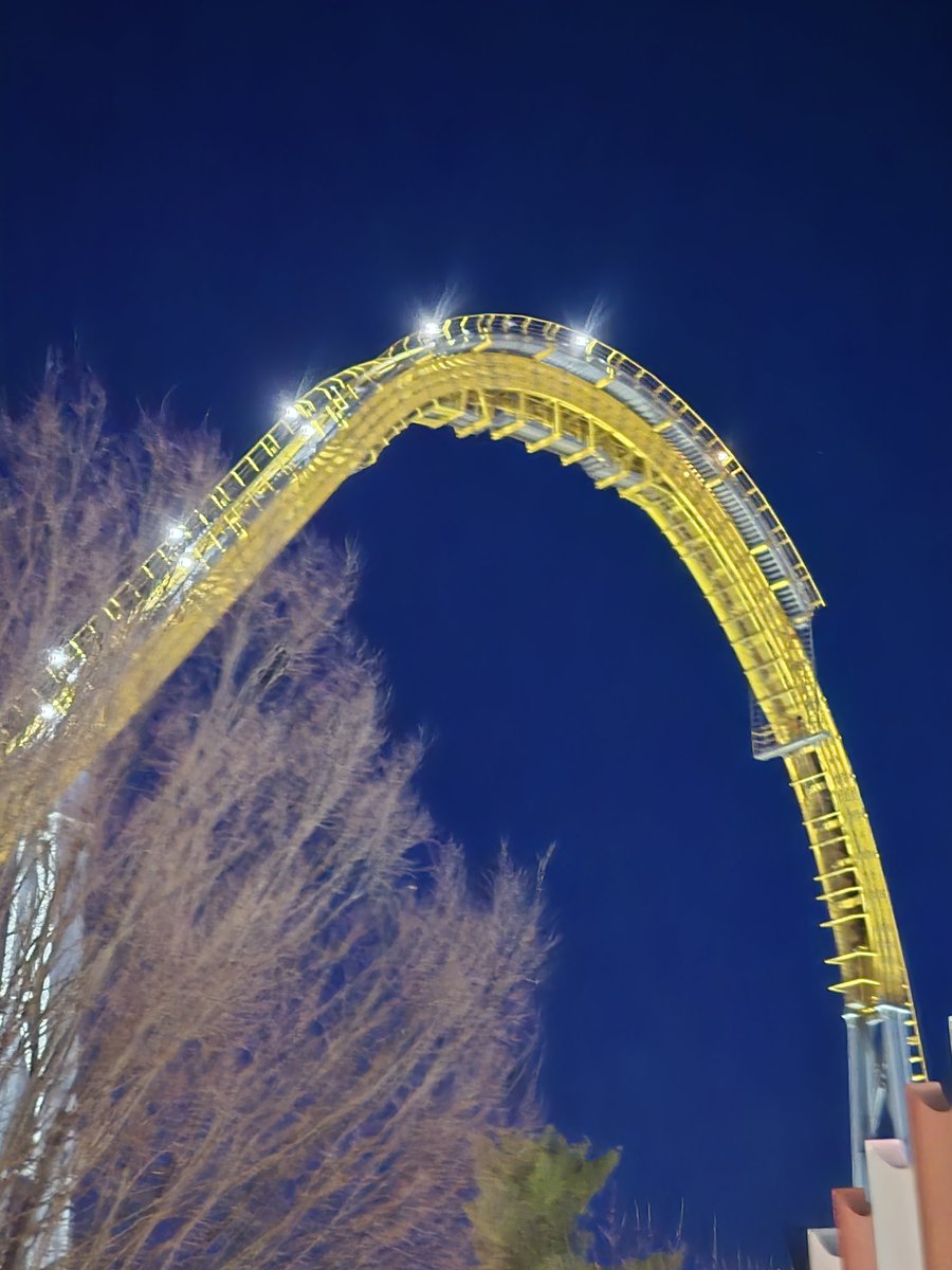 coasterkyle's tweet photo. This ride will move up in people's rankings. It was already my #1 but knowing that so many more people are going to enjoy it makes me happy. #Skyrush #Flight2012 https://t.co/f2qtWM6nuQ