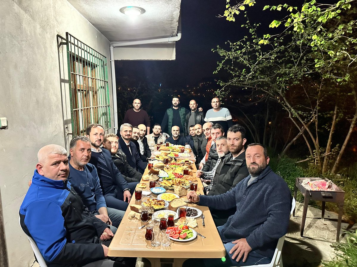 ibrahimkckresmi's tweet photo. 📍Hayırlı Sahurlar 
Taner Gürsoy ağabeyimize ve dostlarımıza bu güzel sahur masası için ve hoş sohbeti için teşekkür ediyorum. https://t.co/oaoEW9kdTO