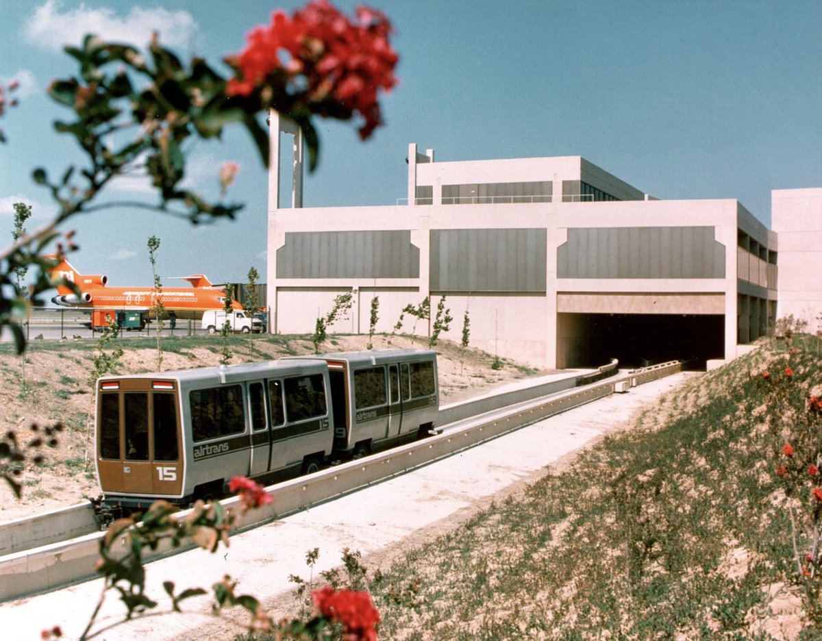 drtonybates's tweet image. For a diversion to Texas for a videoconferencing project under NAFTA see tonybates.ca/2024/03/29/a-p…