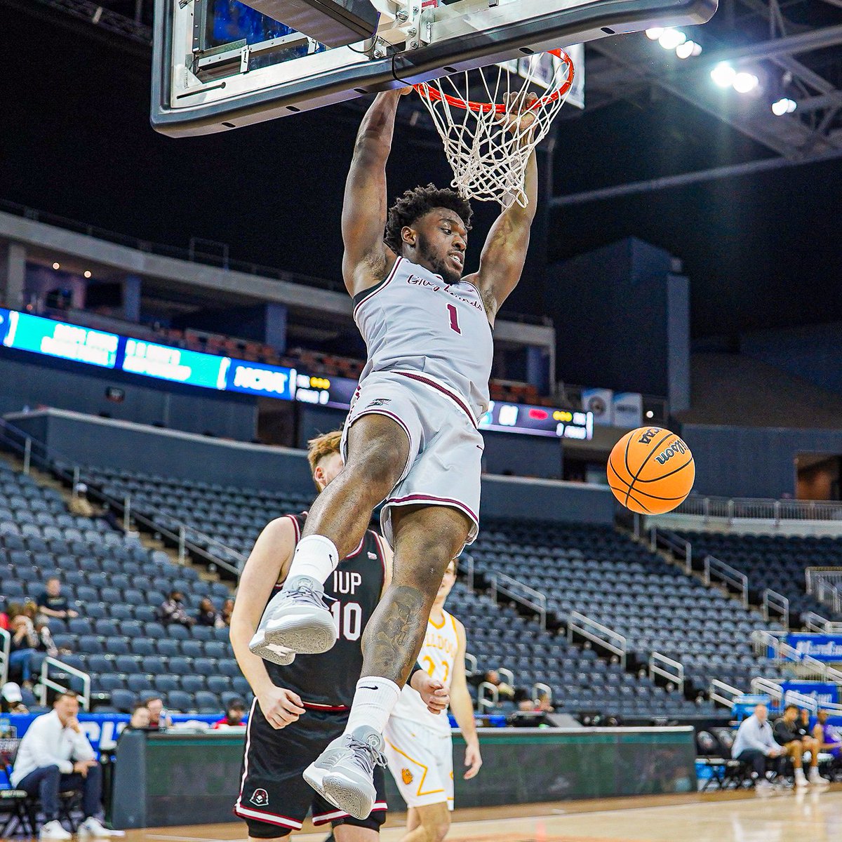 Great Lakes Valley Conference (@glvcsports) on Twitter photo ⛹️♂️ ALL-STARS ⭐️
<a href="/PeacockHoops/">Upper Iowa MBB</a>' Jake Hilmer and <a href="/UIndyMBB/">UIndy Men’s Basketball</a>'s Jesse Bingham and Kendrick Tchoua traveled to Evansville for today’s NABC/Reese’s Division II All-Star Game!
#GLVCmbb ⛹️♂️ ALL-STARS ⭐️
<a href="/PeacockHoops/">Upper Iowa MBB</a>' Jake Hilmer and <a href="/UIndyMBB/">UIndy Men’s Basketball</a>'s Jesse Bingham and Kendrick Tchoua traveled to Evansville for today’s NABC/Reese’s Division II All-Star Game!
#GLVCmbb