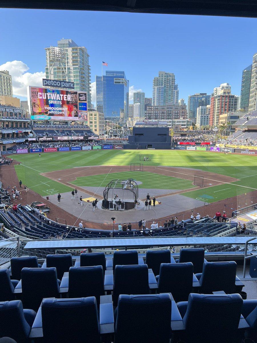 gpe_1972's tweet photo. The suite life like @619sports was talking about today! #FortheFaitful https://t.co/vkNsPs6KeM