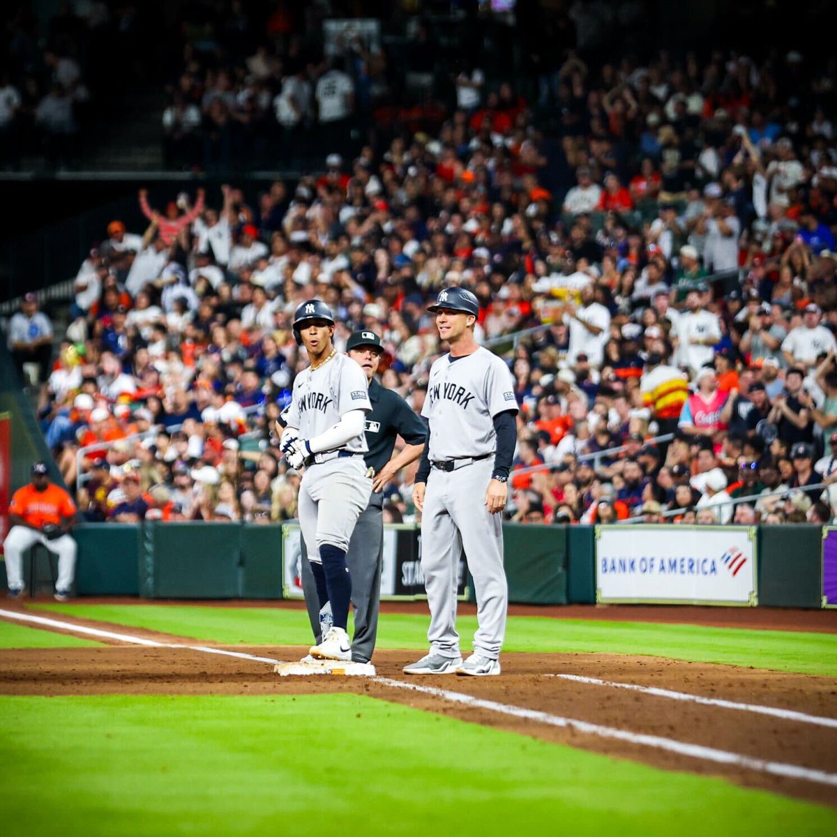 Yankees's tweet photo. #TheresWaldo. https://t.co/IWw9DXHuq0
