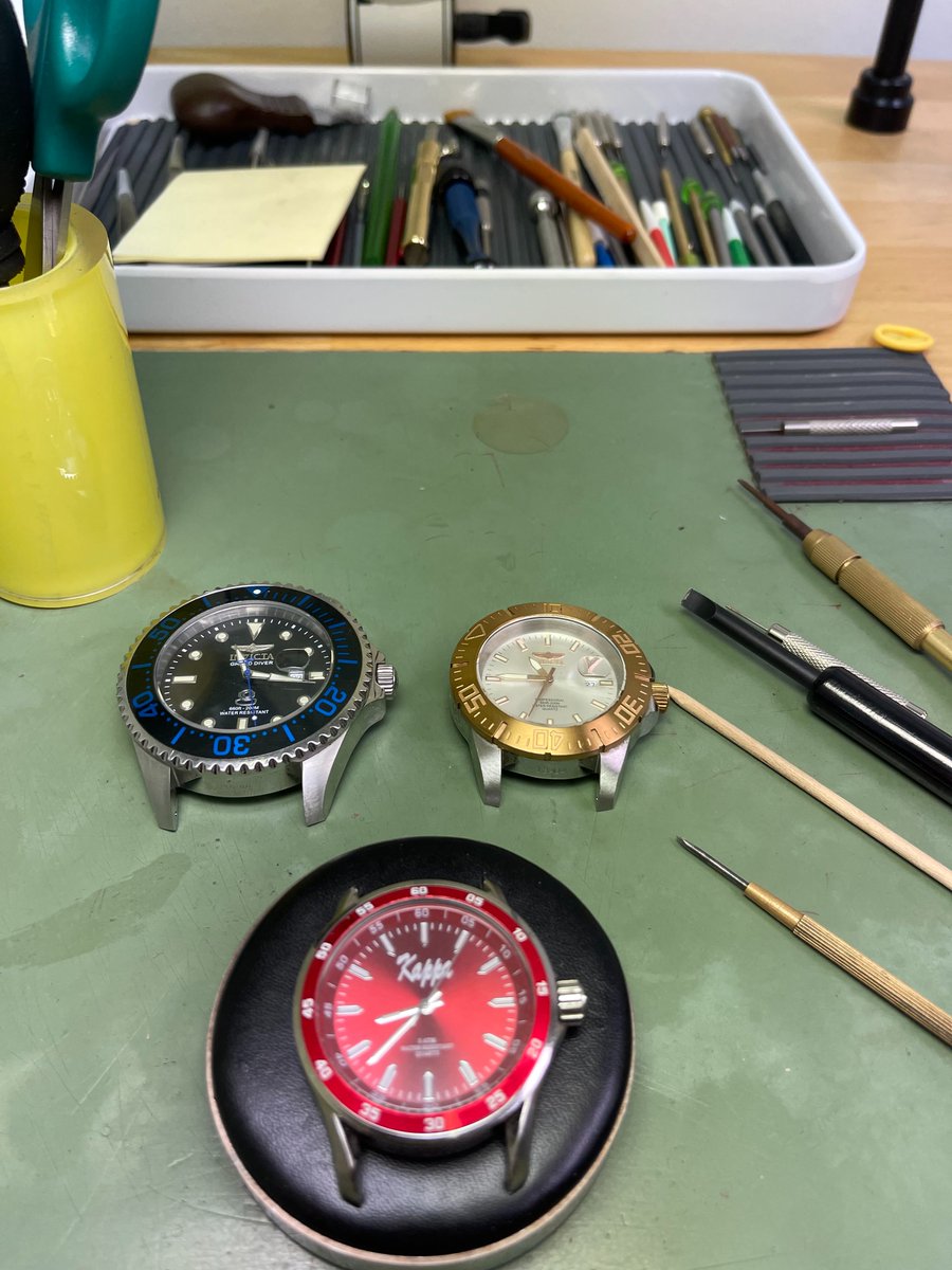 Don't let a dead battery kill your watch!   Quartz watch batteries leak acid over time, damaging the movement. Replace yours on time & save yourself a costly repair. #WatchCare #QuartzWatches #SpringfieldIL