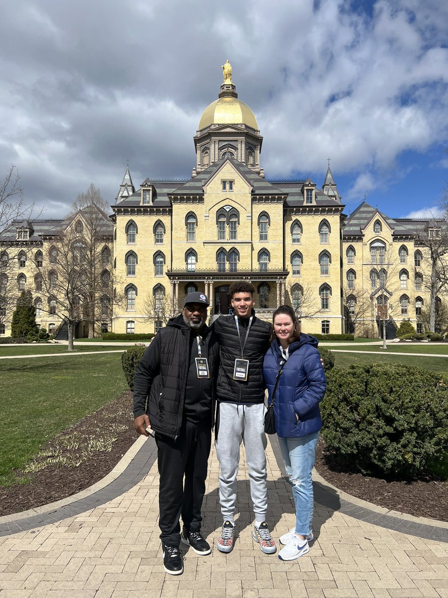 Thank you @NDFootball for a great unofficial visit. @BishopGormanFB @Marcus_Freeman1 @Im_MikeB @CarterAuman @MikeDenbrock @BlairAngulo @MikeTSinger @ChadSimmons_ @TomLoy247 @GregBiggins @adamgorney @SWiltfong247