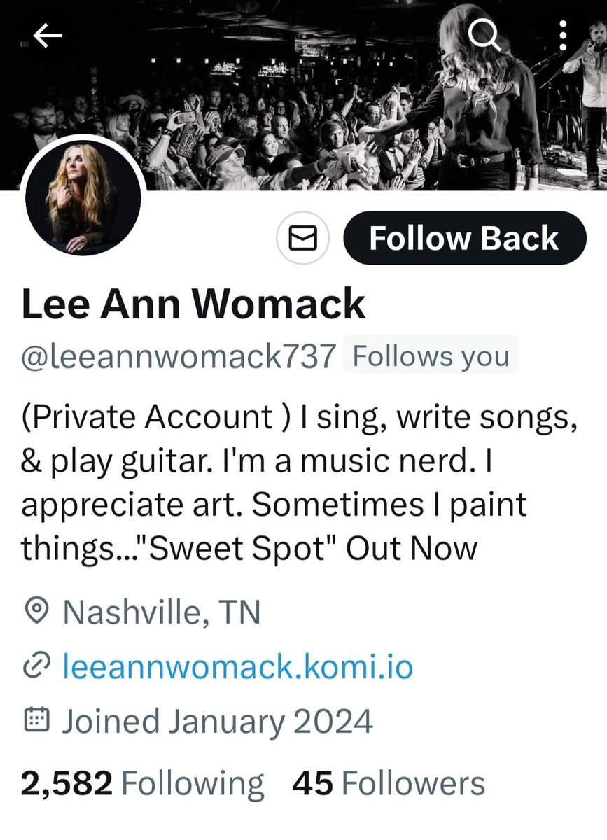 🤣 If only it was Lee Ann. 2005 Lee Ann was 🔥!