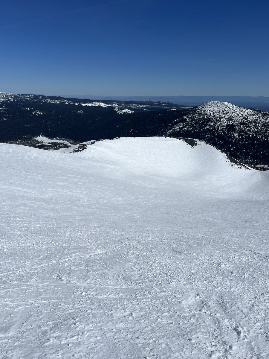 Tripz4Less1's tweet photo. Day 22
First day as a Bachelor
Beautiful bluebird bastion
A little slushy never hurt anyone
Goodwill in Oregon has loads of pretty much new Nike
Price breakdown
Food $19
Goodwill $57
Saved
Hotel $71
#ikonpass #skioregon #moneyspentatgoowillisbasicallysaving https://t.co/YMp6weKuwl