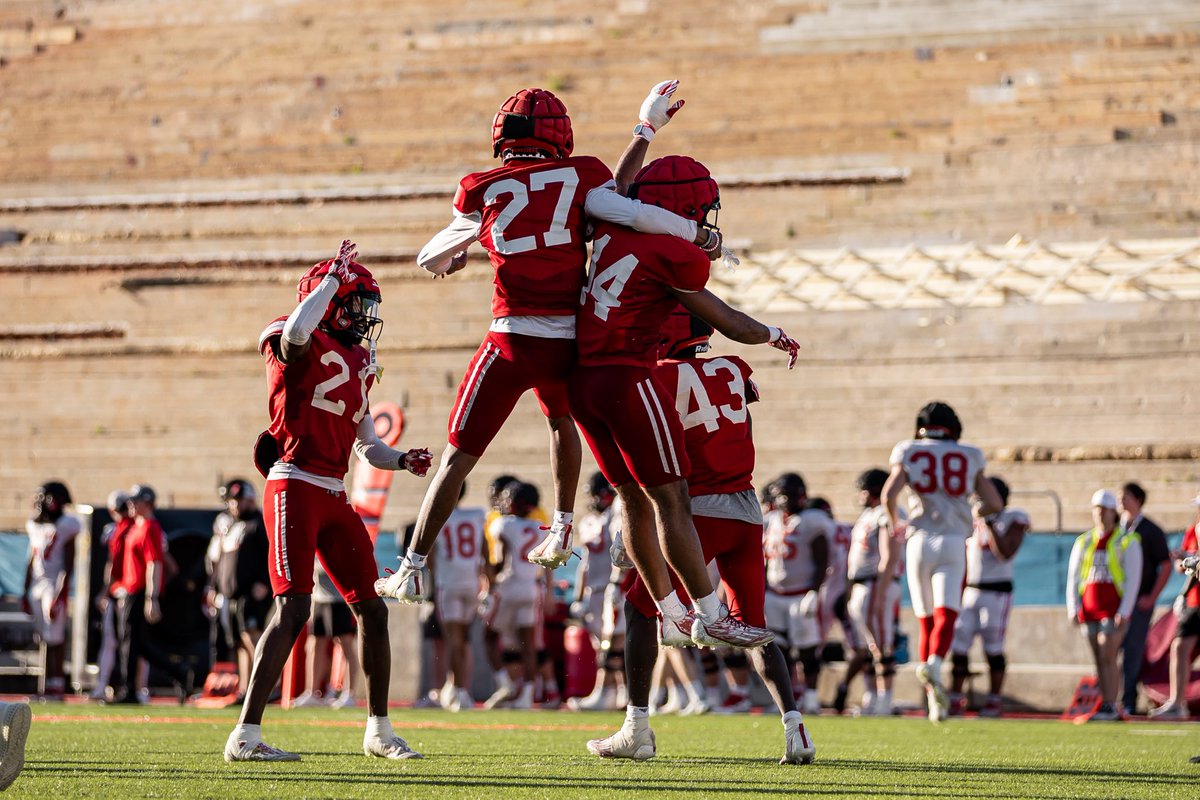 Stay 𝐄𝐧𝐠𝐚𝐠𝐞𝐝‼️

#HardEdge | #EarnSuccess