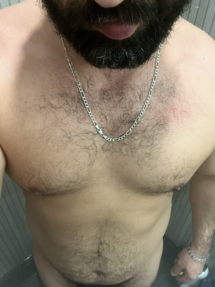 Not a close up, just a small shower 🫤. But there’s kneeling room down there 😏.