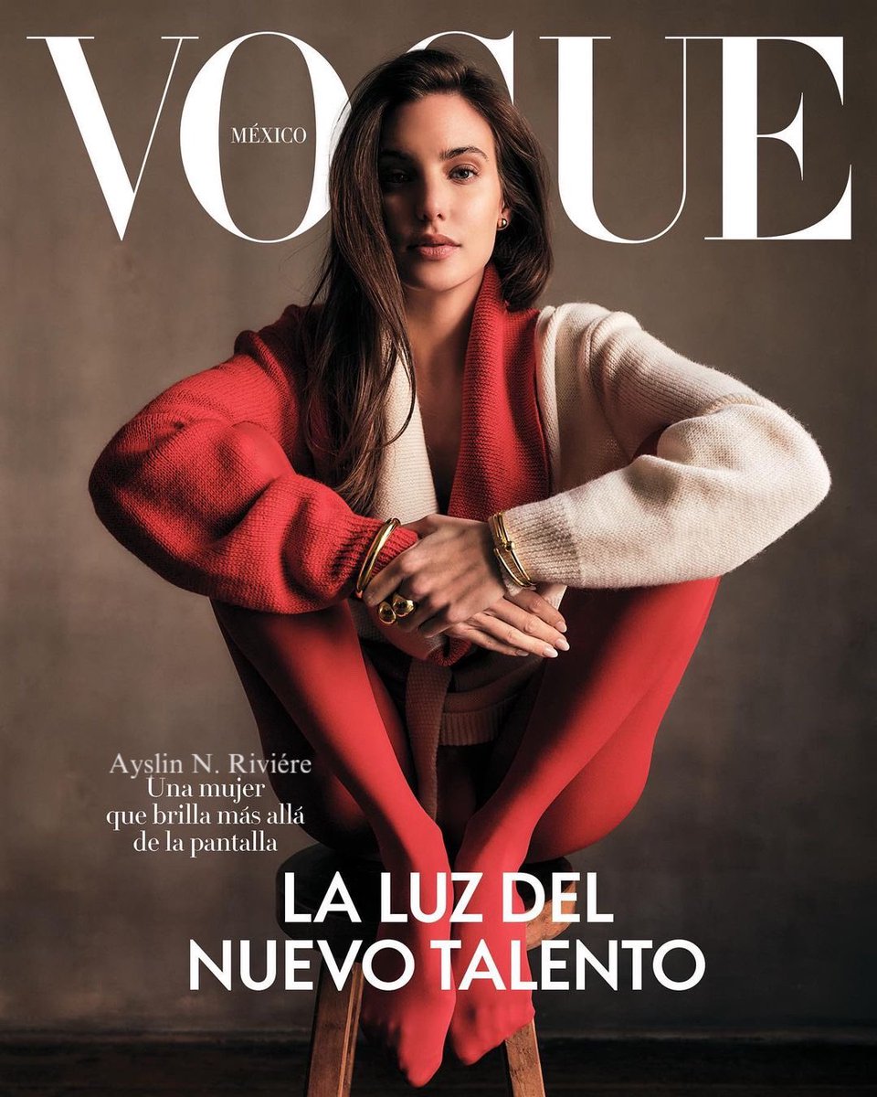 ModelLifeRP's tweet image. 𝗠𝗼𝗱𝗲𝗹 𝗟𝗶𝗳𝗲 ᴿᴾ • #VogueWorldRP
𝗩𝗼𝗴𝘂𝗲 𝗠𝗲́𝘅𝗶𝗰𝗼 • 𝗖͟𝗼͟𝘃͟𝗲͟𝗿 • Portafolio

   ﹝  📸  ﹞ —— 𝗥𝗲𝗮𝗱 𝗺𝗼𝗿𝗲: The light of the new talent: 𝗔𝘆𝘀𝗹𝗶𝗻 𝗡. 𝗥𝗶𝘃𝗶𝗲́𝗿𝗲 (@divinafeminite) for the cover of @VogueWorldRP © #ModelLifeRP