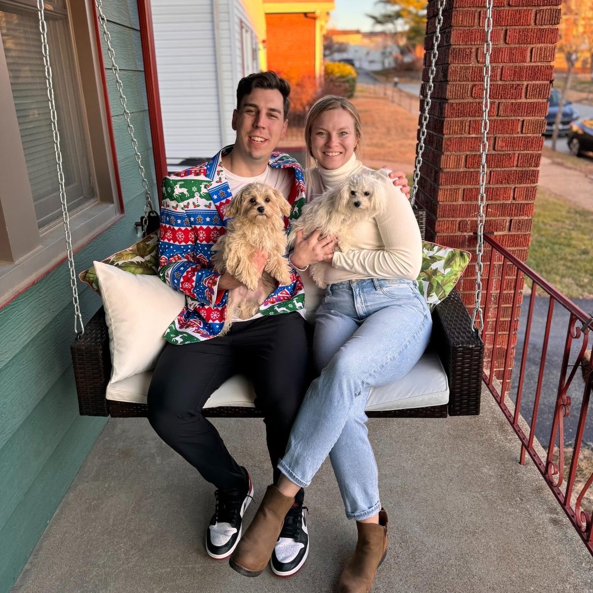 Meet Katy Bowe MAT, LAT, ATC. Katy is the Athletic Trainer at Duchesne High School in St. Charles, MO. She has been practicing for 5 years total, this is her 2nd year at Duchesne. 
#ssmhealthsportsmedicine #ssmhealth #stl #NATM2024 #sportsmedicine #duchesnehighschool