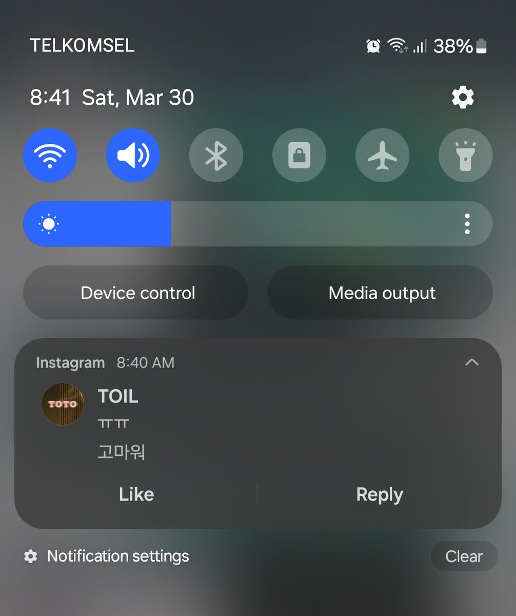 Tia 🦖 tweet media