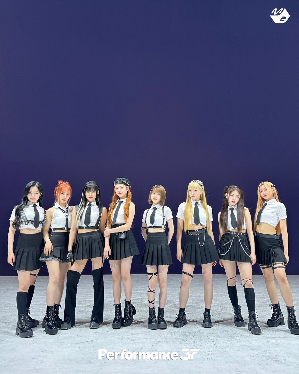 M2MPD's tweet photo. 퍼포먼스37과 함께 폭발한 유니스의 에너지💥
난 유니스 사진만 봐도 이제 막 도파민이 돌아..

[Performance37] UNIS 'Dopamine'
▶ https://t.co/dZiH2529uA

#Performance37 #UNIS 
#Dopamine #유니스 @UNIS_offcl https://t.co/SiBlhgWU4T
