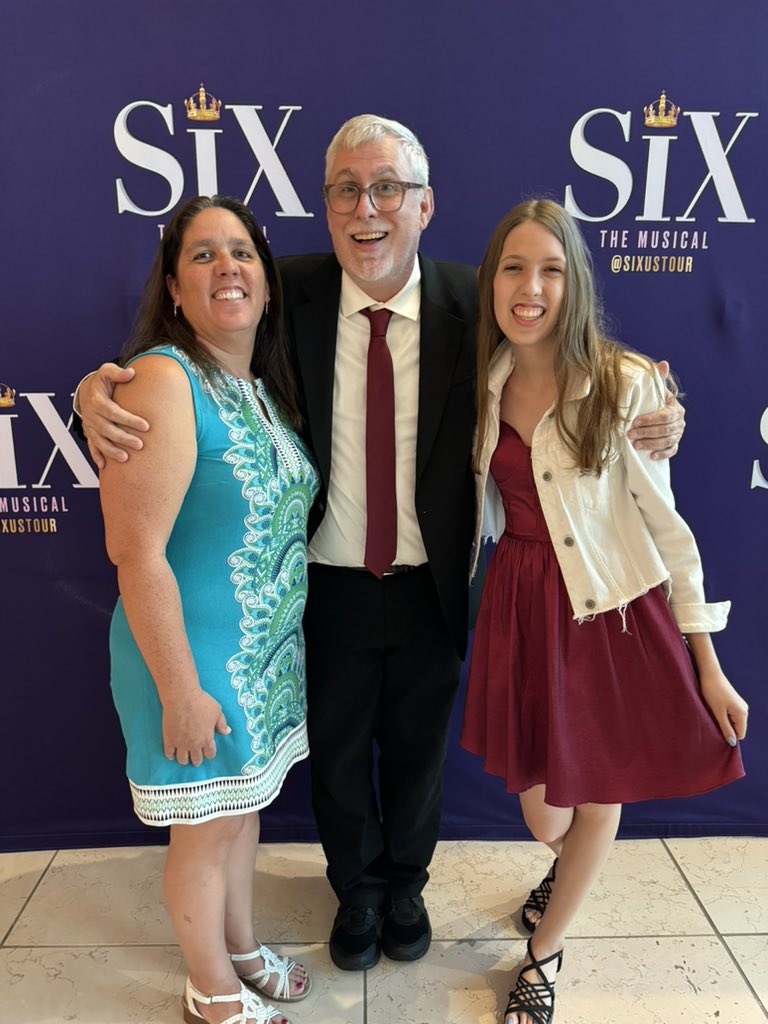 Been a bumpy couple of days … but … tonight was a nice ending to the week … we went to the @KravisCenter to see Maddie’s bucket list show - Six. It was great, very high energy.