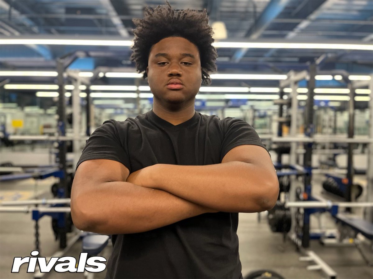 Douglas County (Ga.) DL Laderion Williams is fresh off a visit to #Auburn “It’s going to be a busy summer.” Williams is set to visit both #FSU and #Florida coming up n.rivals.com/content/athlet…