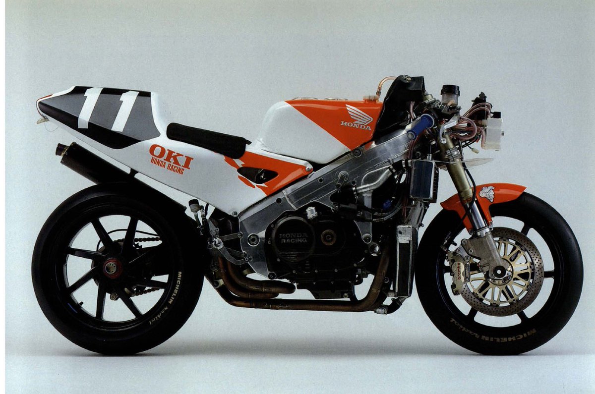 HondaV4BikeFan's tweet image. #1992RVF750
#RC45

アッパー外しました😊