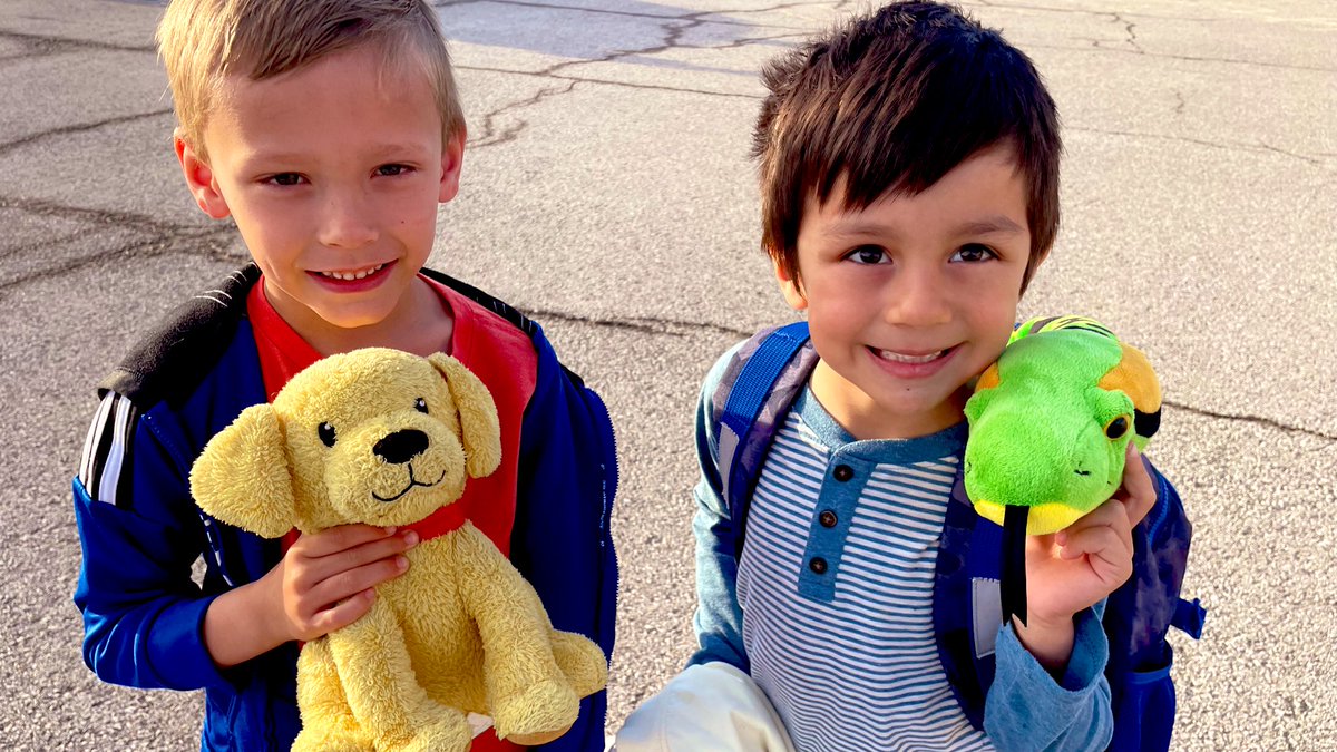 MadisonPlaceK5's tweet photo. The smiles. 😃 It’s a fun day when you get to bring a stuffed animal to school! #KinderMD https://t.co/8CCSRgVvl4