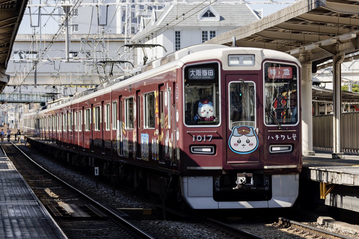 SparkL66's tweet photo. #阪急電車 #ちいかわ 
運行終了直前... https://t.co/pf1bThTvqG