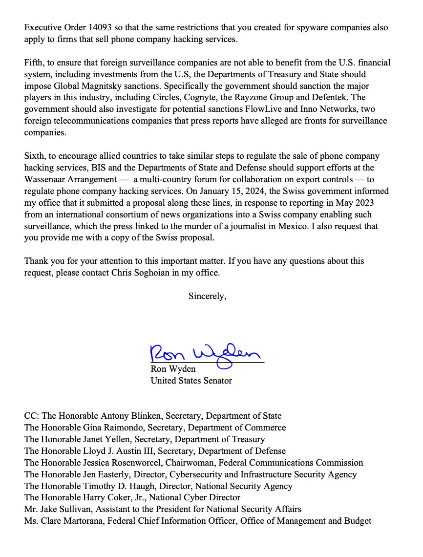 🇺🇸Surveillance Update: US Senator @RonWyden writes @POTUS, requests urgent fixes to SS7 surveillance risks and disclosure of an unclassified, unpublished @CISACyber 2022 report on the topic 👇 assets.bwbx.io/documents/user…