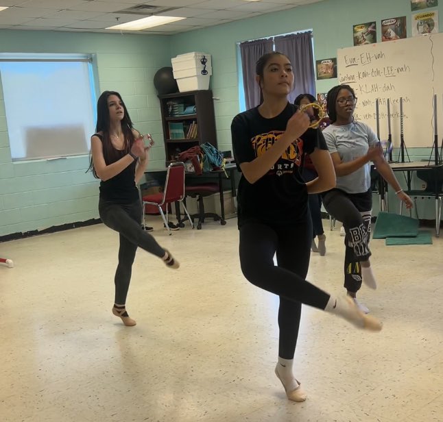 SraExumGHS's tweet photo. The most tired I have ever been leaving @GoochlandHigh School today, after a full day of ballet classes, and 87,000 repetitions of the Act 1 variation from La Esmeralda with our dancers! It was awesome!
@BHahnGHS #EnergizeAndEngage #ballet #specialday #schooliscool https://t.co/5WmLw7YEsx