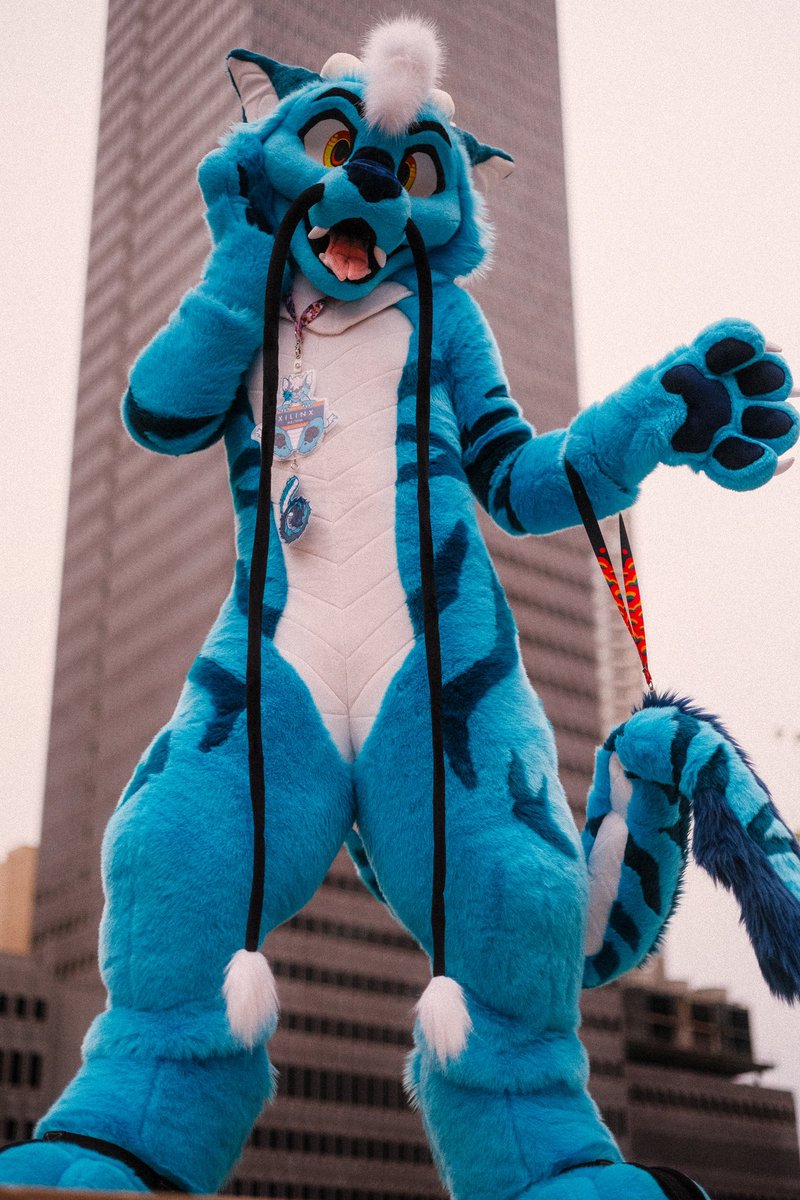 I am become big, noodle of dergs :3 📸 - @PubbyRiley #FursuitFriday