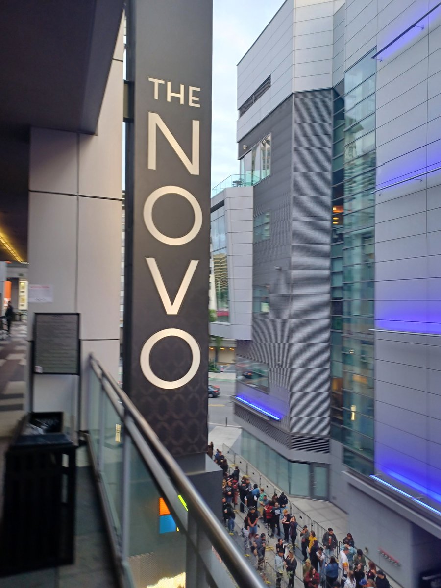 Mikehb1989's tweet photo. Here at #TheNovo in DTLA to see @Alkaline_Trio #AlkalineTrio #PunkRock #BloodHairAndEyeballsTour @TheNovoDTLA #MattSkiba #AtomWillard #Danandriano https://t.co/yWlL2Ee6dW