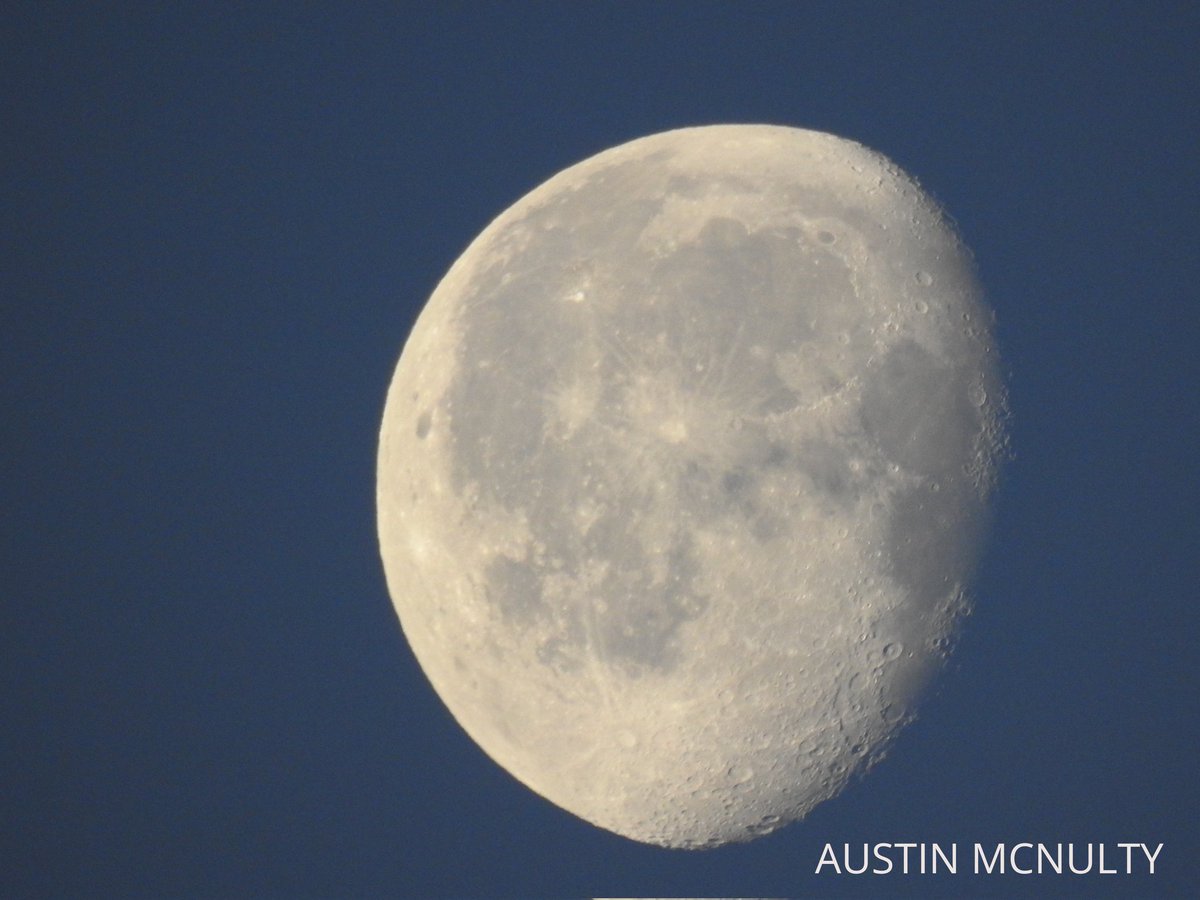Moon 🌙

#shareyourweather @NikonCanada @weathernetwork 

St Thomas Ontario