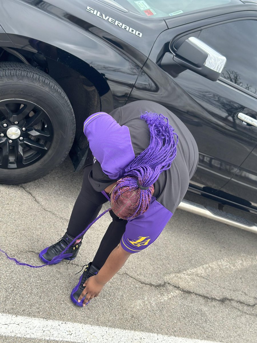 0fficial_leoken's tweet photo. My biggest flex is never having to!😈🥂 #ppgshit #lackers #birthdaygirl #ariesseason #ariesgang @Im__AnnMarie @Sonta101 https://t.co/a3C4429mpM