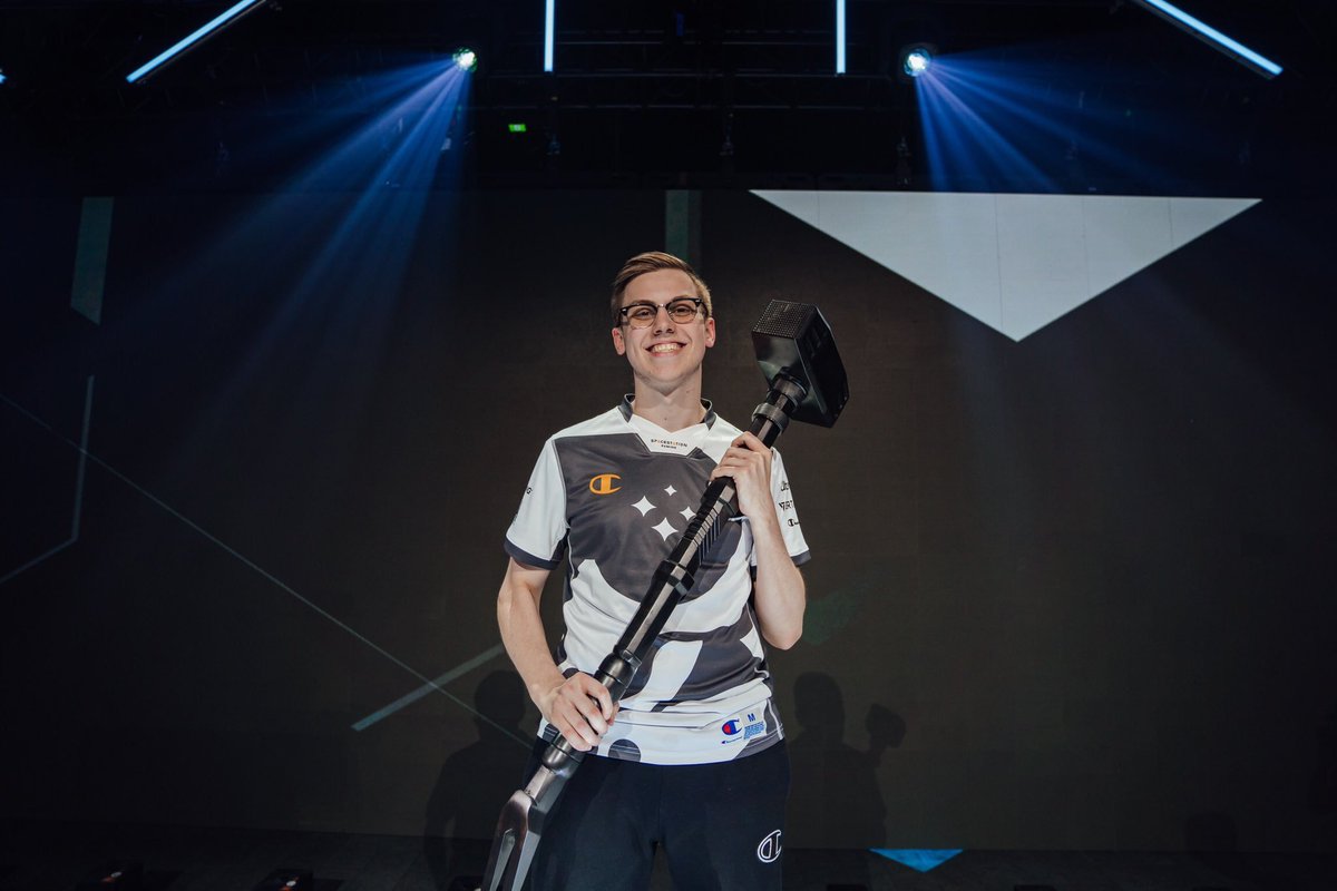 3 points on AST and got 6 points today. Now a good lesson for the young pros that make their whole personality off trying to talk shit at least win some fucking tournaments before you start opening your mouth(pic for reference incase you forgot). Big week next week. 😀