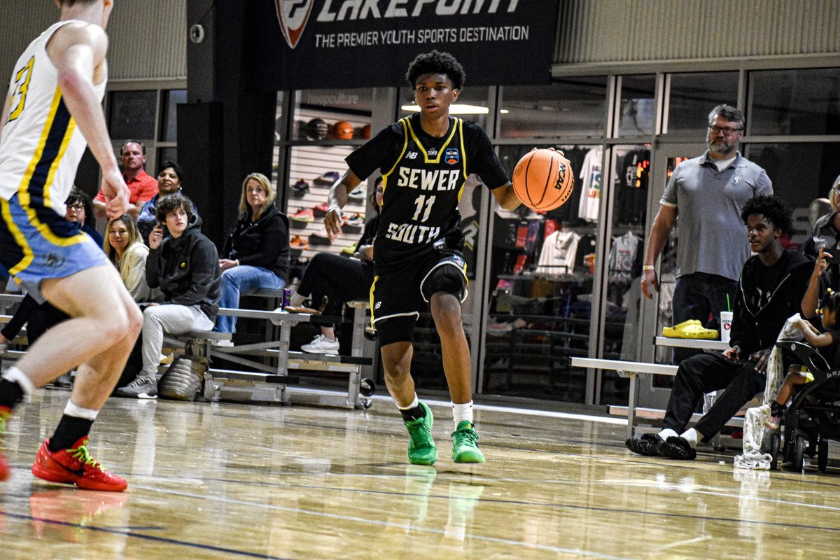 Sewer South 2025 guard Jayvion Nurse is a big time sleeper in 2025 in the Peach. He had 17 points tonight in a win over STARS Basketball Club, doing it from every level in a variety of ways.