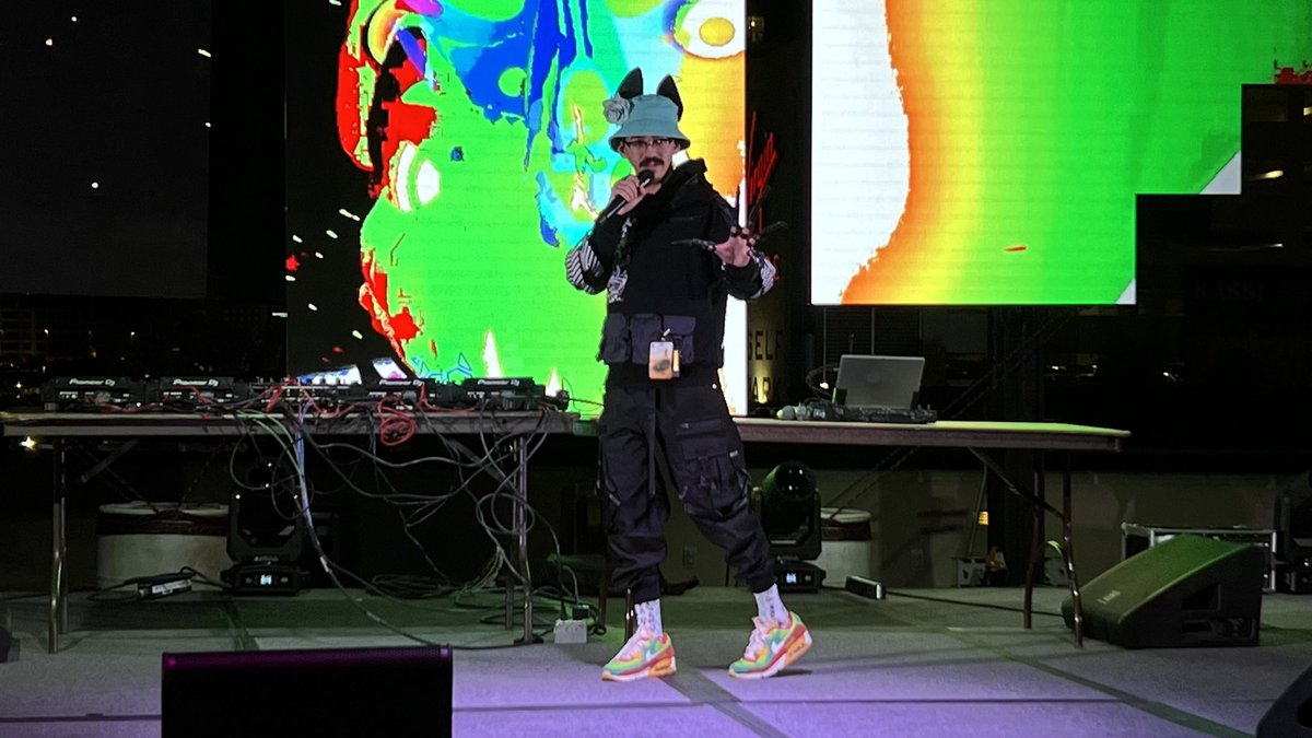 Bite Club tweet media