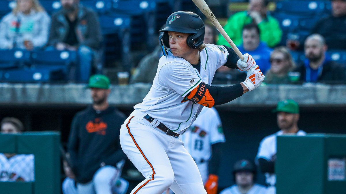 It took 4 pitches for Jackson Holliday to put his stamp on Norfolk's Opening Night victory. MLB's No. 1 prospect homered in his first at-bat and flirted with a cycle to kick off 2024: atmilb.com/3TBVdFL