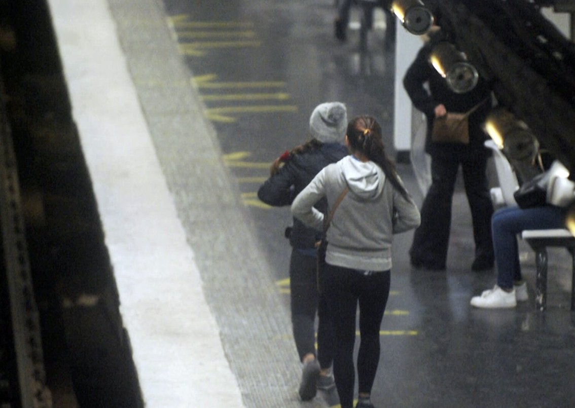 Paris : neutralisé pour les JO, le gang de pickpockets originaires de Bosnie-Herzégovine volait jusqu'à 20 000 euros par jour dans les transports fdesouche.com/2024/03/30/par…