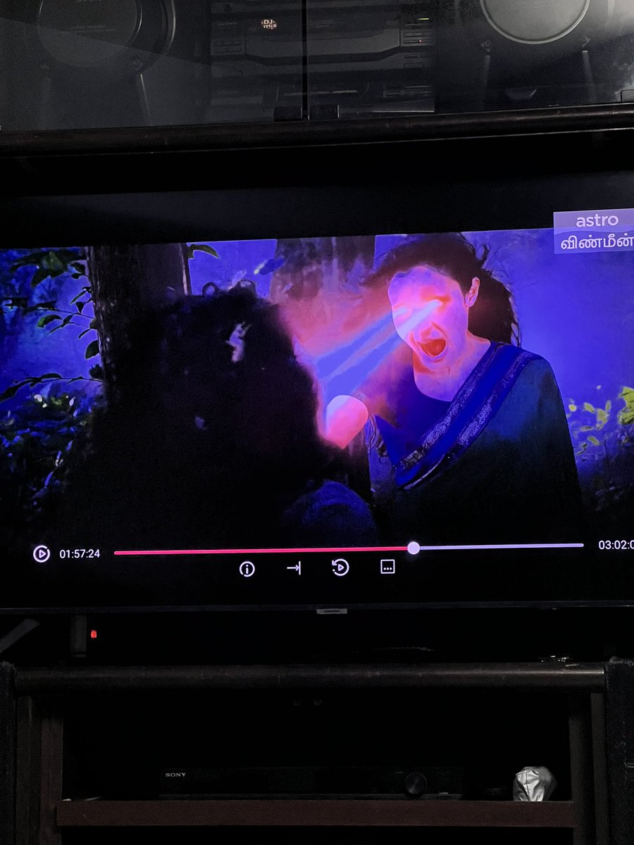 CommonManHR's tweet image. Mentally getting prepared for #Aranmanai4

A Sundar C Sambavam! 👏🏽