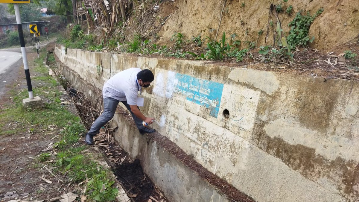 MCC Team spraying off the political parties advertisements in and around Chandel District.
<a href="/ECISVEEP/">Election Commission of India</a> <a href="/SpokespersonECI/">Spokesperson ECI</a> <a href="/ECI/">eci</a> <a href="/CeoManipur/">The CEO Manipur</a> 
#LokSabhaElection2024