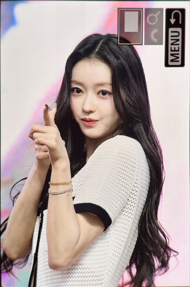 Cherrys_Box's tweet photo. 240330 유아 프리뷰
#오마이걸 #유아 #ohmygirl #yooa @WM_OHMYGIRL
🍒오랜만 https://t.co/0NyOwR6yQx