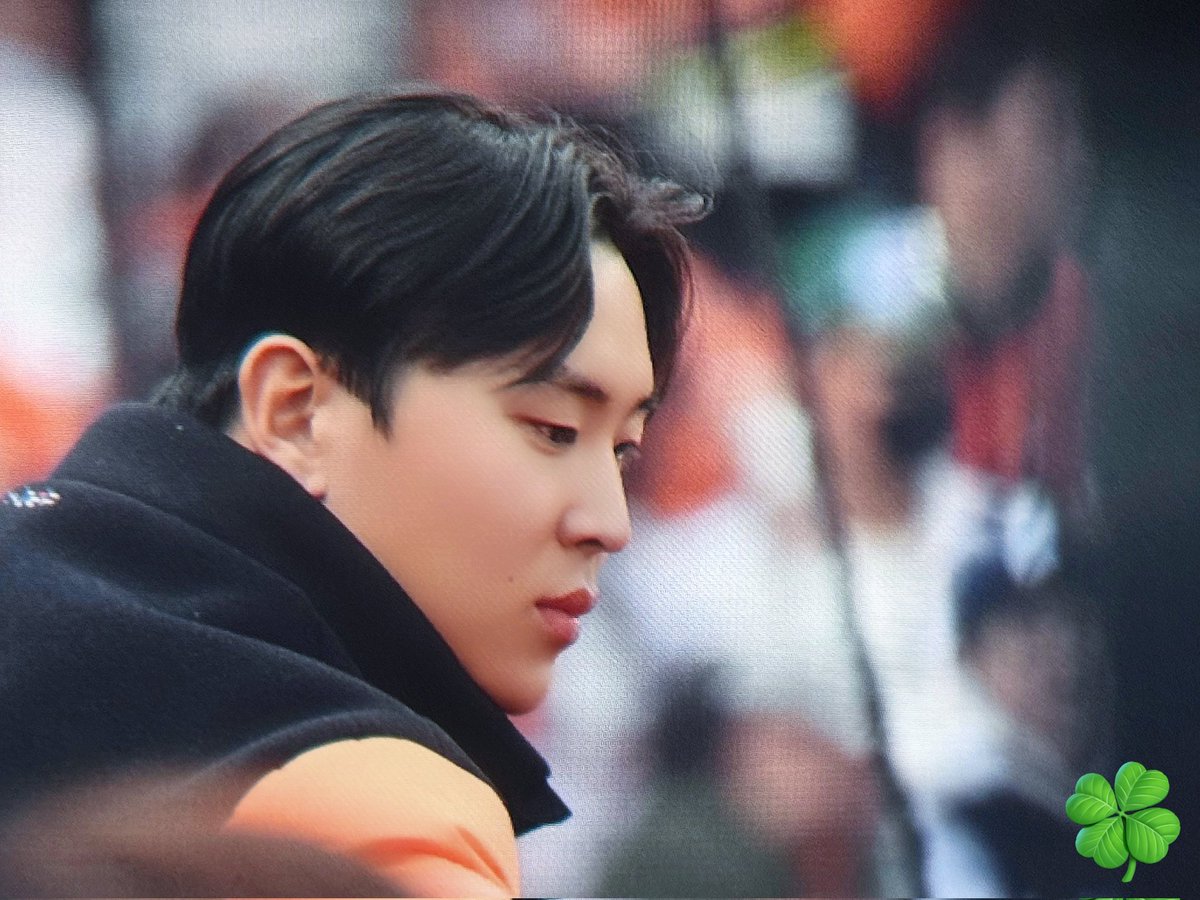 240330
멍담곰 오늘 3출루 경기 너무너무 잘했고 수고 많았음.ᐟ.ᐟ 
내일도 화이팅 아자아자 #정은원 짱🍀