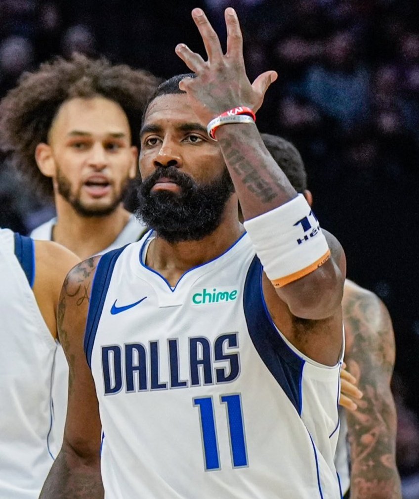Kyrie Irving com o melhor basquete dele em anos.

Jogando feliz e ajudando o Mavs a vencer.

O esporte agradece.
