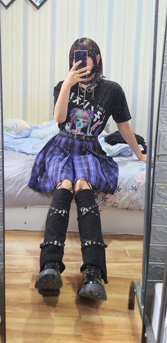 用力就头疼，不想营业。。。 https://t.co/q5hoRpDJoi<a href="/tag/%E7%94%B7%E3%81%AE%E5%A8%98"class="tags"><span>#男の娘</span></a><a href="/tag/%E4%BC%AA%E5%A8%98"class="tags"><span>#伪娘</span></a><a href="/tag/%E5%A5%B3%E8%A3%85%E5%AD%90"class="tags"><span>#女装子</span></a><a href="/tag/%E6%88%90%E9%83%BD%E4%BC%AA%E5%A8%98"class="tags"><span>#成都伪娘</span></a><a href="/tag/%E9%87%8D%E5%BA%86%E4%BC%AA%E5%A8%98"class="tags"><span>#重庆伪娘</span></a>