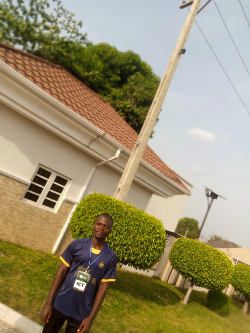 BitrusSofyenu's tweet photo. We go again today in the name of the lord
Easter retreat still continues today
Don't miss it
Come and be blessed
Day 3
#GckinWukari
#GckinTaraba
@GCKinwukari @TheGCKHQ
#DLConversations https://t.co/j9Jna6Vt7k
